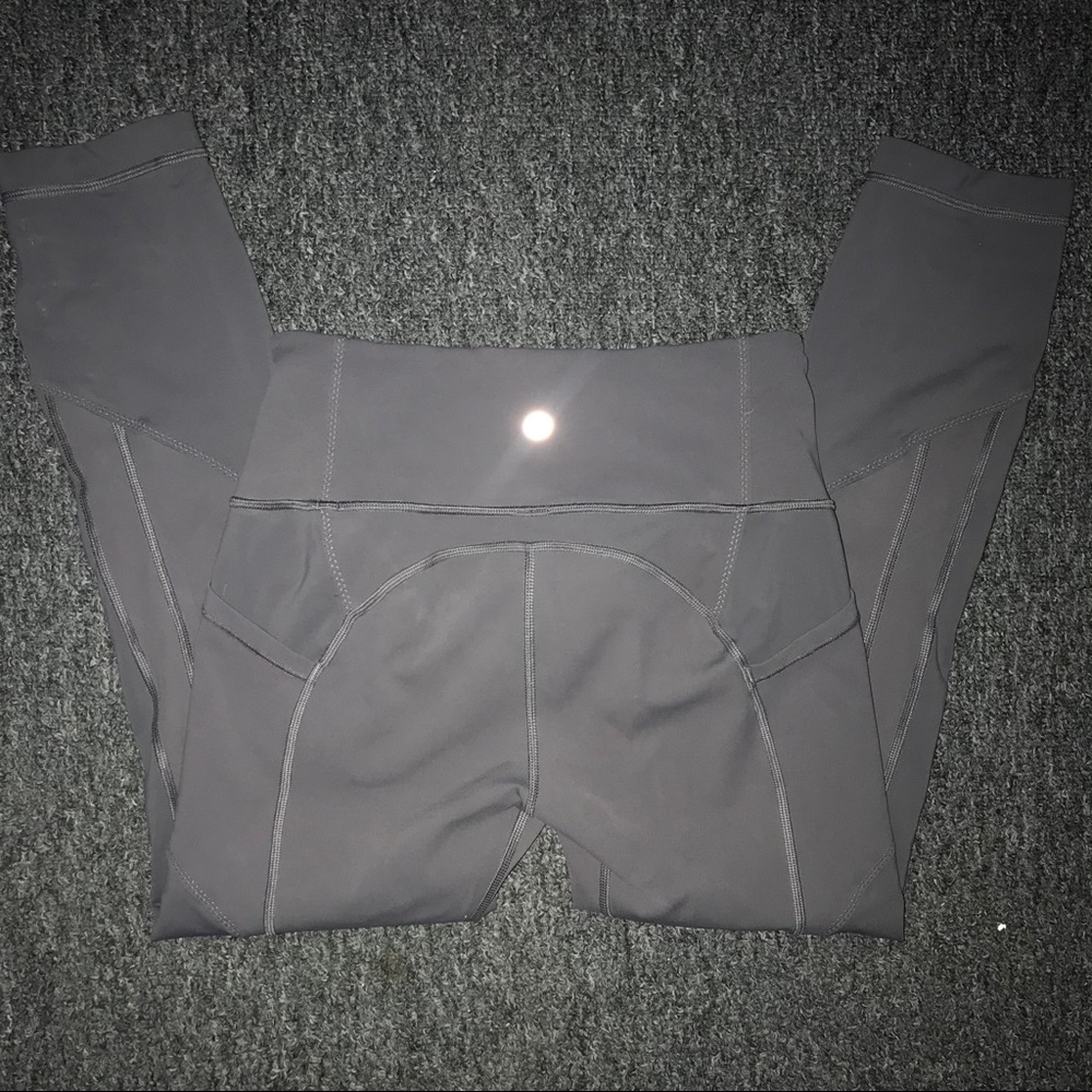 Lululemon cropped leggings